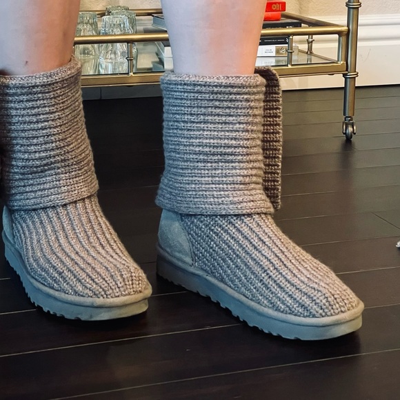 UGG | Shoes | Ugg Cardy Grey Sweater 